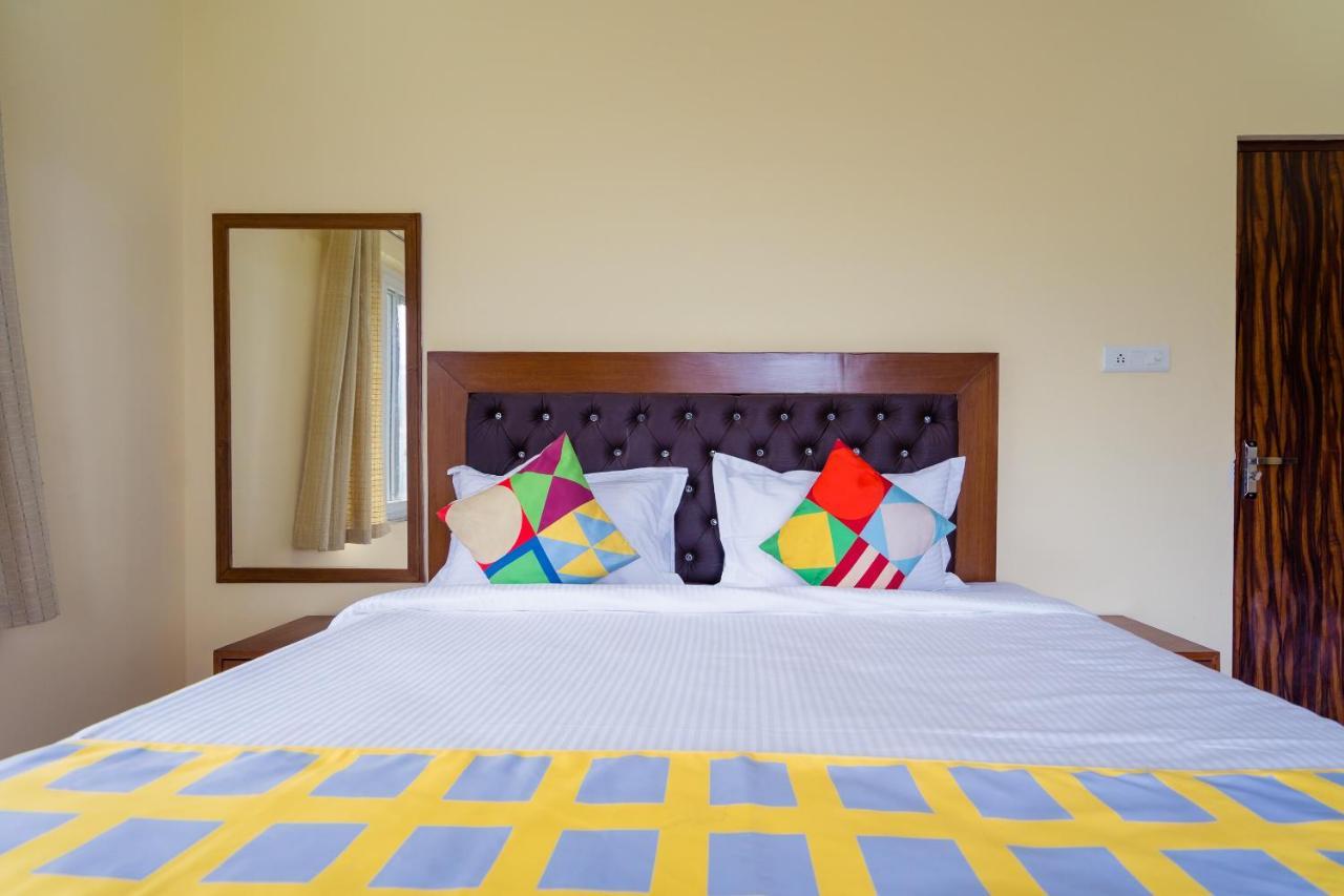Spot On 40739 Nandi Palace Spot Hotell Mumbai Eksteriør bilde