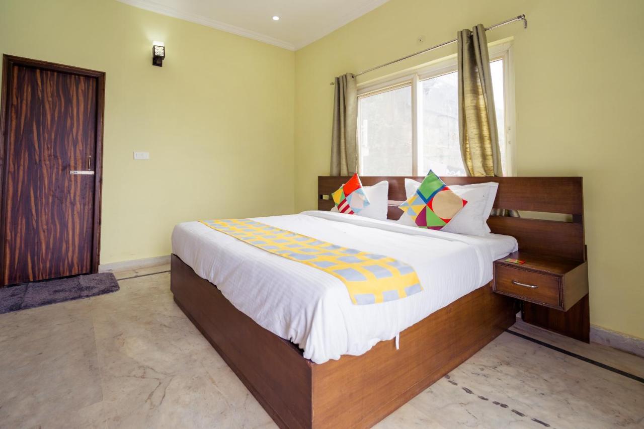Spot On 40739 Nandi Palace Spot Hotell Mumbai Eksteriør bilde